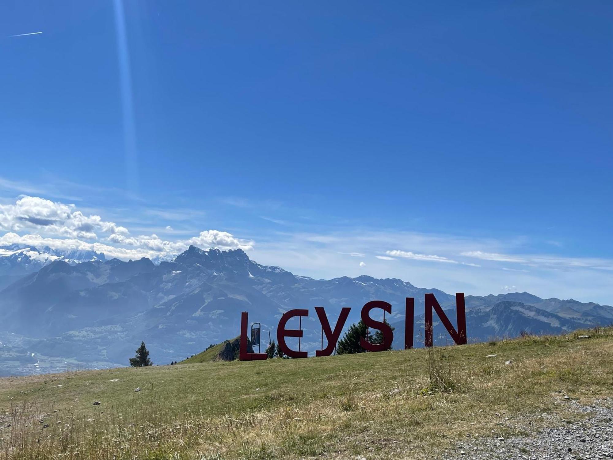 Charmant Appartement Au Vagabond Leysin Exteriér fotografie